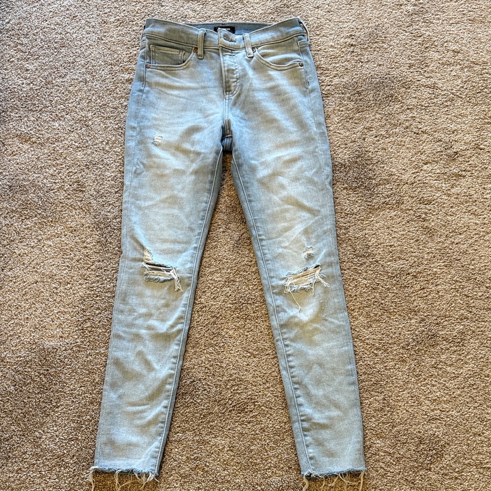 Express Light Blue Women's Distressed Skinny Jeans